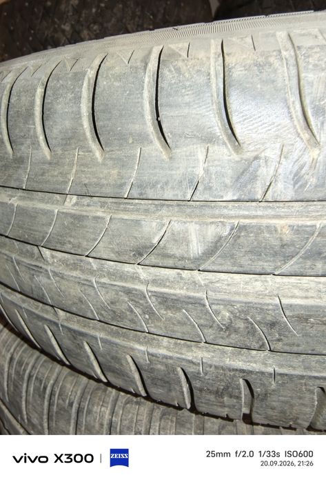 Продам 4 баллона Мишлен R15 195/65