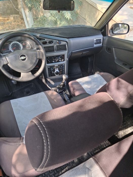 Nexia 2 sotiladi 2015-yil rangi mokri , yurgan yoʻli 84.000,