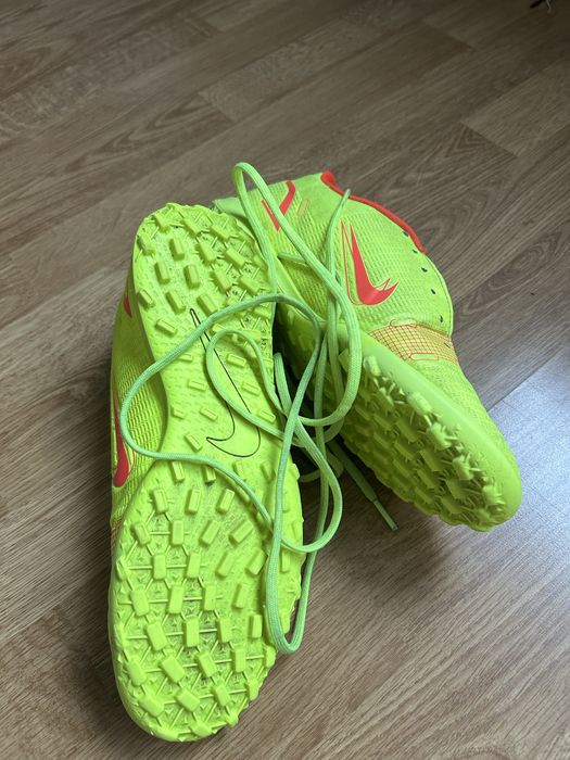 Ghete Fotbal Nike Mercurial