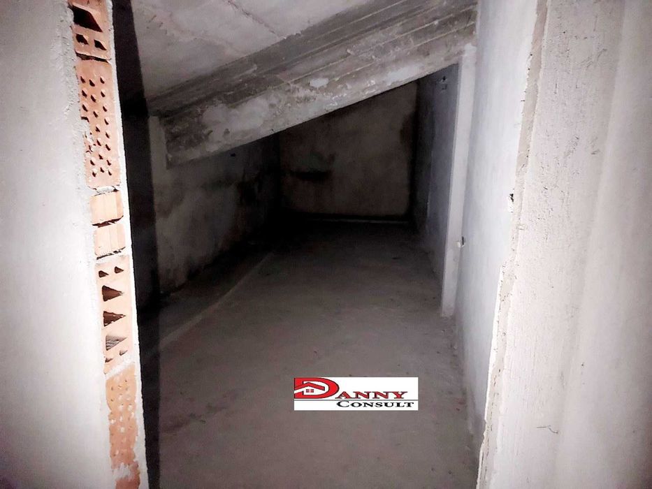 Търговско помещение с предназначение за дискотека в гр. Велико Търново