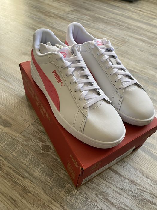 Маратонки Puma.