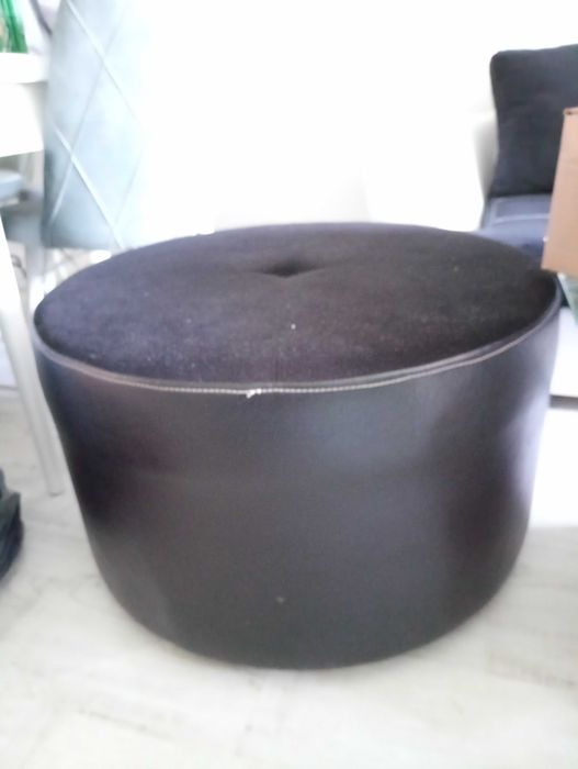 Табуретка с кожа и плюш