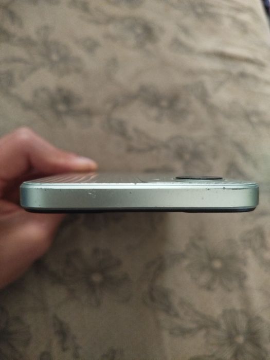 Telefon srochno sotiladi, Realme c30