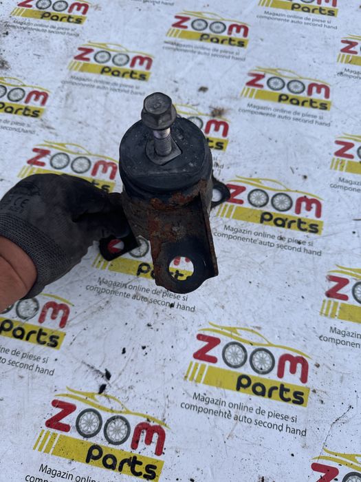 Tampon motor dreapta la distributie Mazda 2 DE 2008-2013