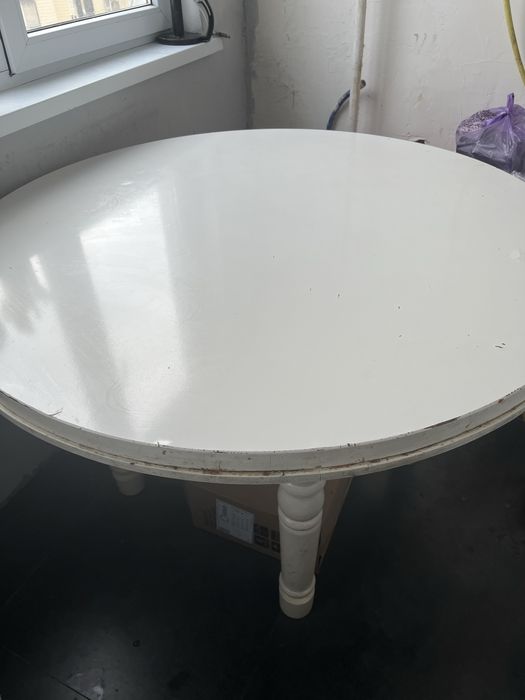 Продаю куханный стол