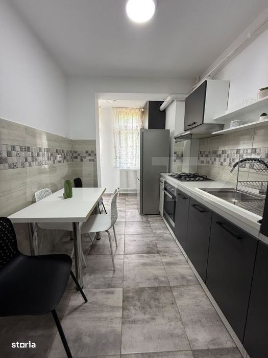 Apartament de inchiriat, 50 mp, 2 camere, mobilat, zona Tiglina 2