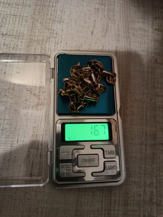 Lanț de vânzare din aur.