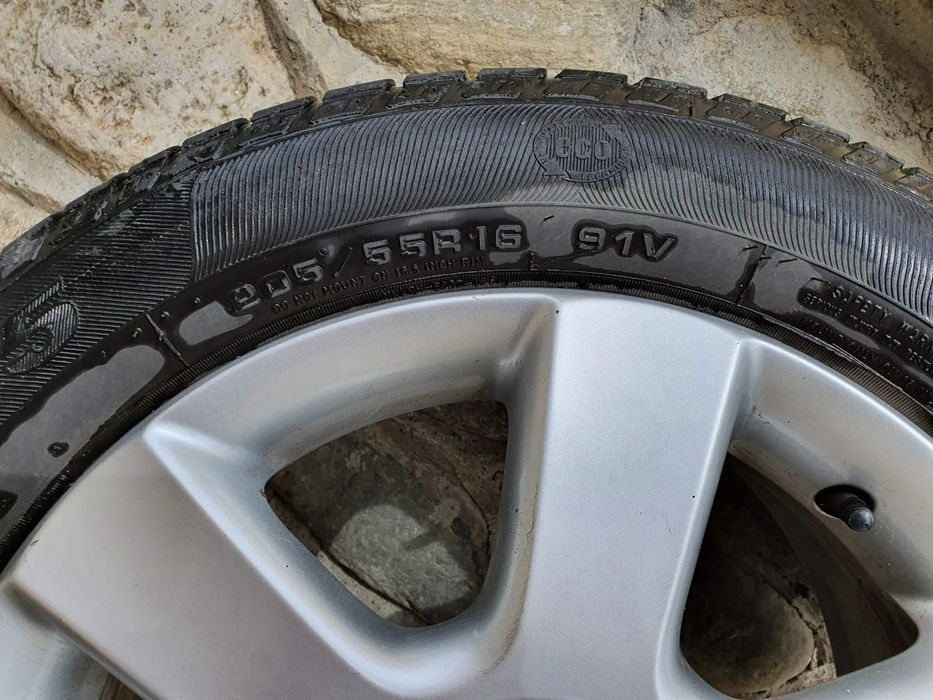 Vand jante cu cauciucuri(golf,passat,touran,skoda)