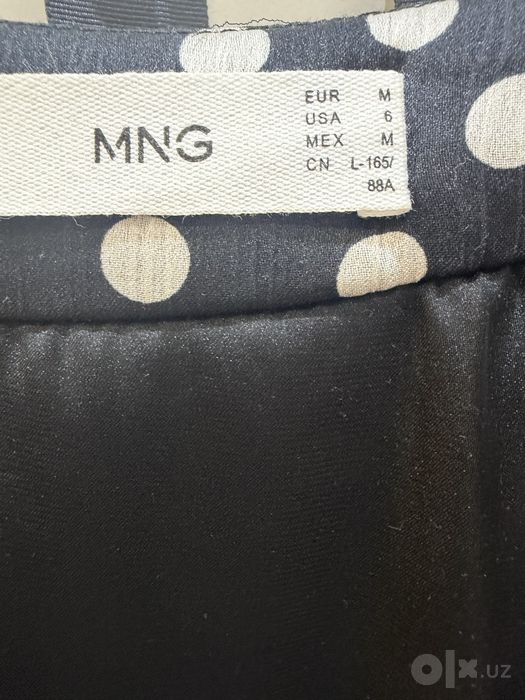 Платье от бренда Mango