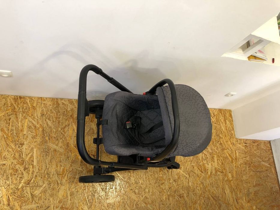 Детская коляска, в хорошем состоянии 3 в 1