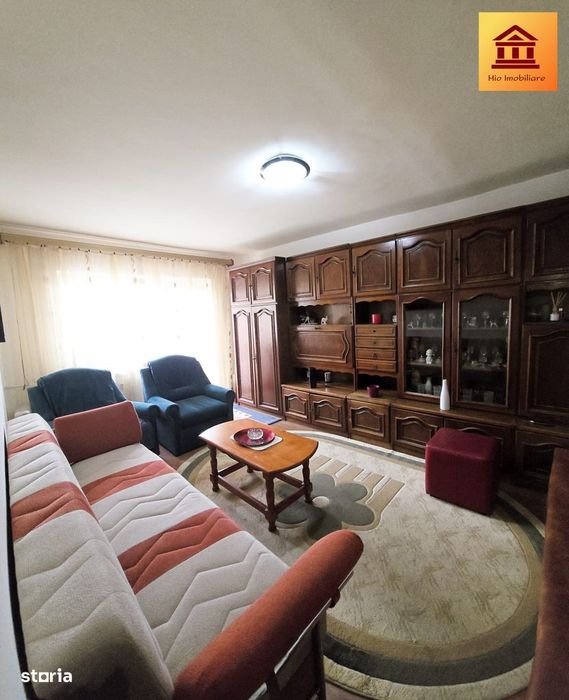 Apartament 3 camere Zona Intim ( etaj 2 , 100 mp)
