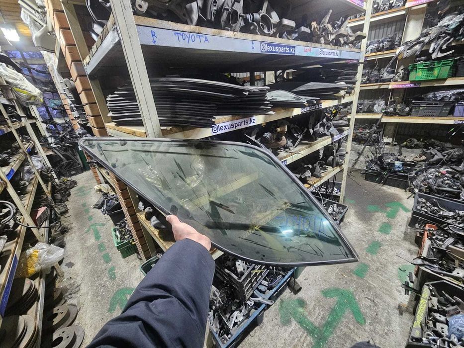 Глухие стекла LEXUS RX300