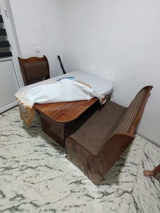 Mebel sotaman spalniy va stol stul komplekt