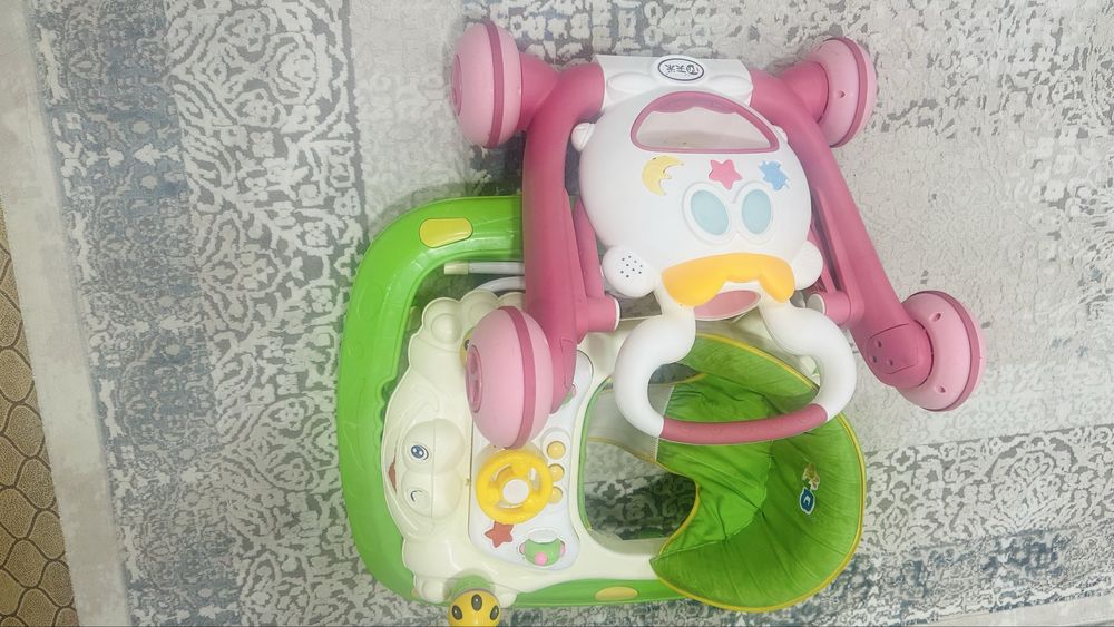 Продам ходунки для малышей