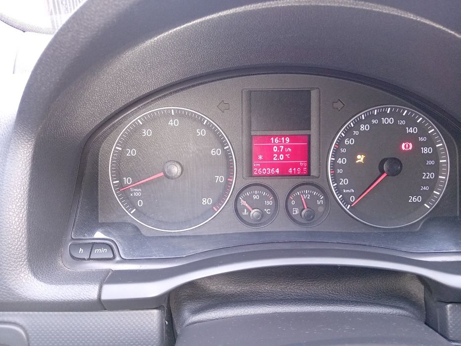 Vând Golf 5 an 2005