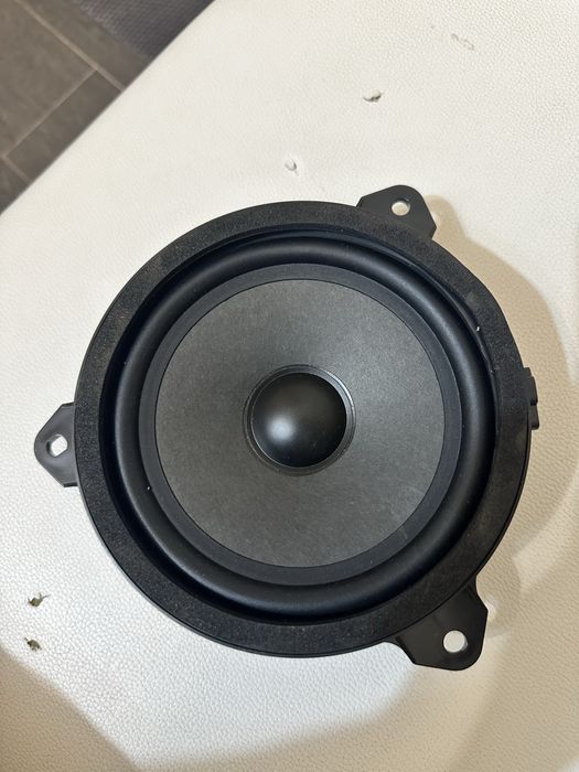 Динамики на мерседес бенц