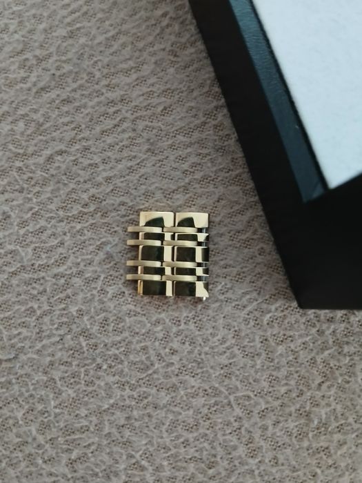 Мъжки часовник Тисот Tissot Carson позлатен.