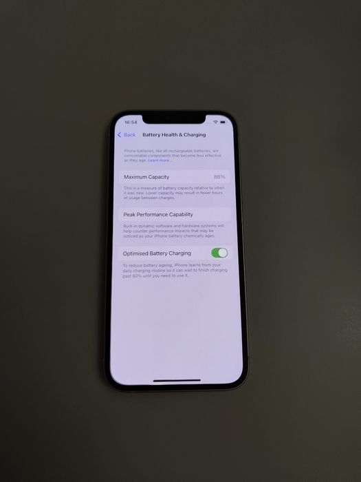 iPhone 12, Бял, 64 GB, Отличен + Подарък