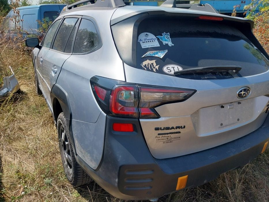Субару Аутбек Wilderness на части