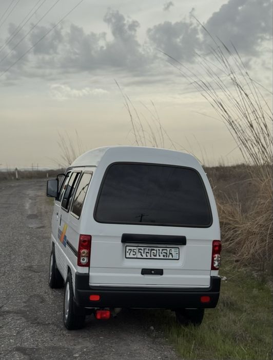 Chevrolet Damas Deluxe