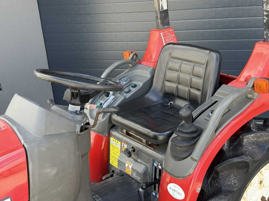 Tractor Japonez 16CP 4X4 Yanmar AF 16D- cu freza de sol