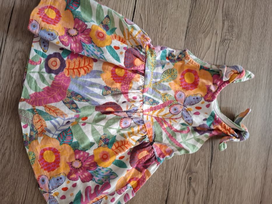 Lot rochite pentru fetițe mărimea 68