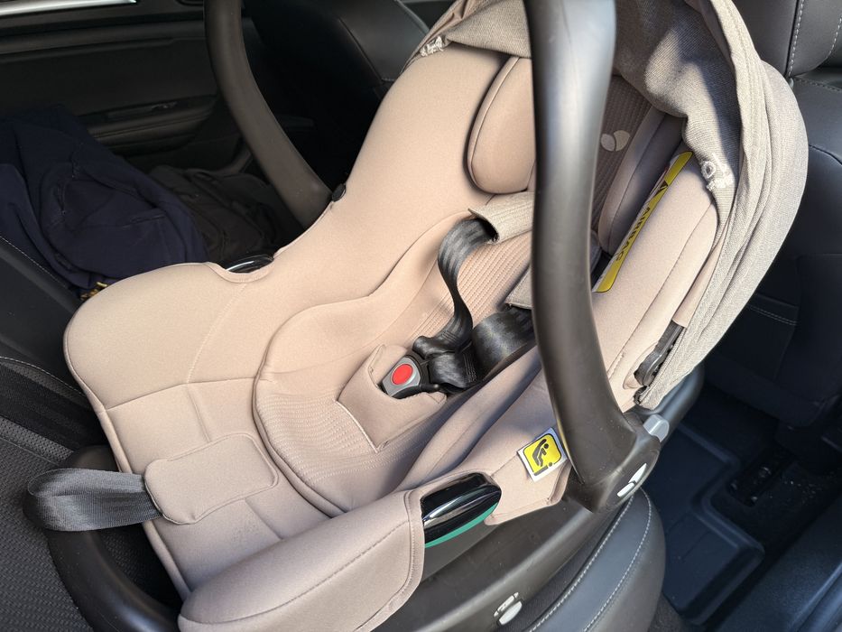 Scoica auto Joie I Snug 2 + baza isofix dedicata Joie I Base Advance certificata ADAC