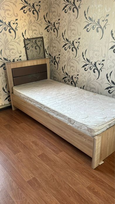 Прочная Кровать срочно