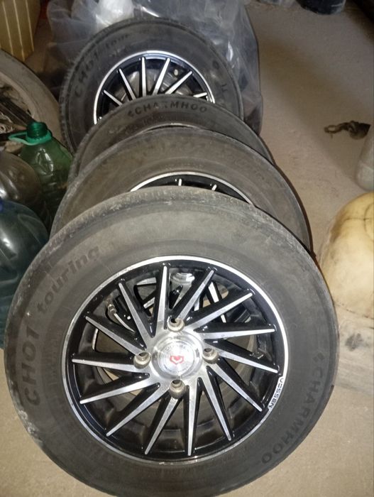 Damas saka diska. Shina Damas bolonR13 sotilfdi