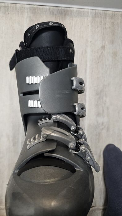 Ботинки лыжные продам