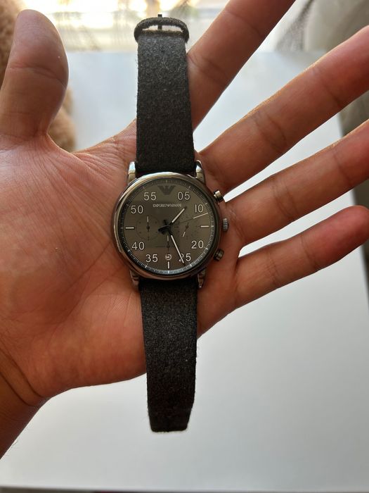 Часовник Emporio Armani
