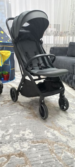 Продам детскую коляску