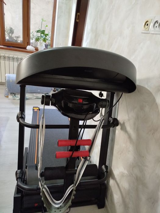 Беговая дорожка MAXFITNESS