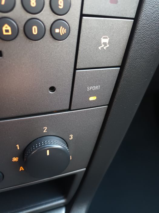 Спорт бутон Вектра Ц  и Сигнум sport buton