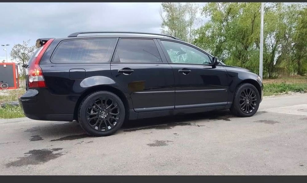 Volvo V50 2.0 Diesel 136 CP 2006 Break masina de familie