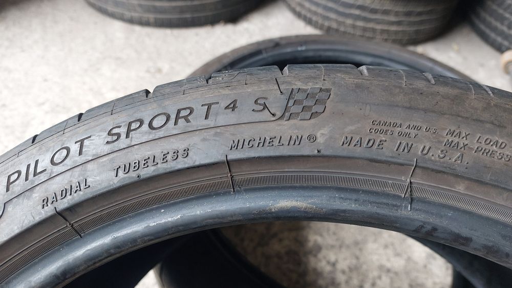 Летни гуми 265/35/19 Michelin Pilot Sport 4S 2 броя