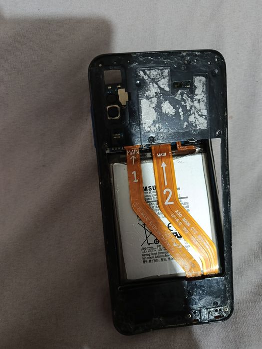 Самсунг а50 на запчасть