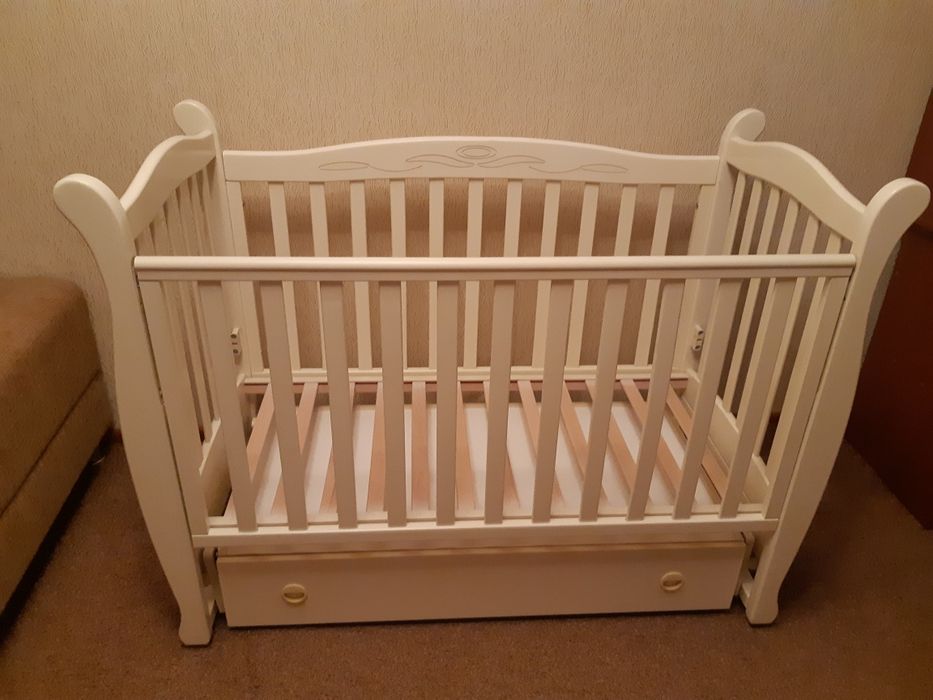 Продам детскую кровать