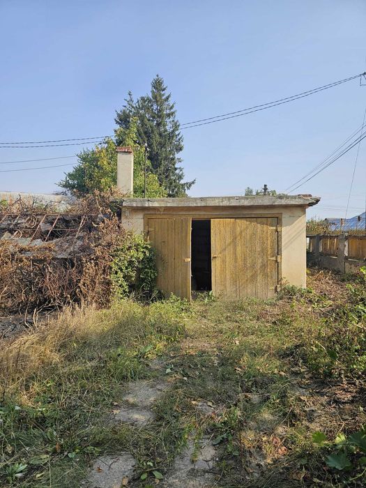 De vânzare casă P+1 cu teren 800 mp – Cotu Vameș (la 5 min de Roman)
