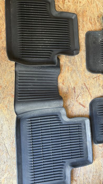 Полики на rav4 2021~24 годов