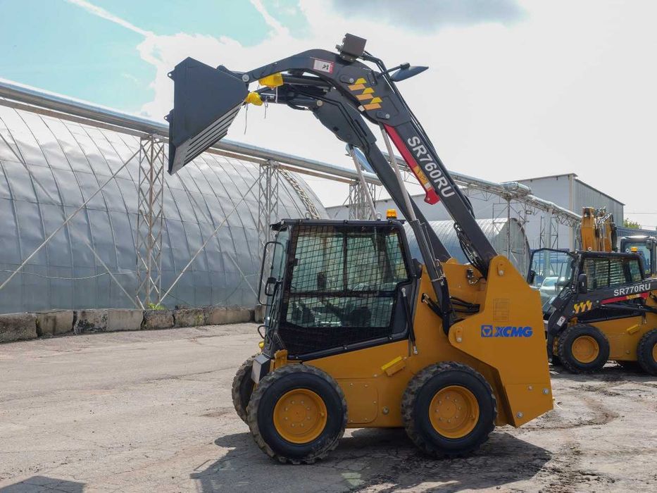 XCMG SR760RU  мощный колесный мини-погрузчик 0.6 куб
