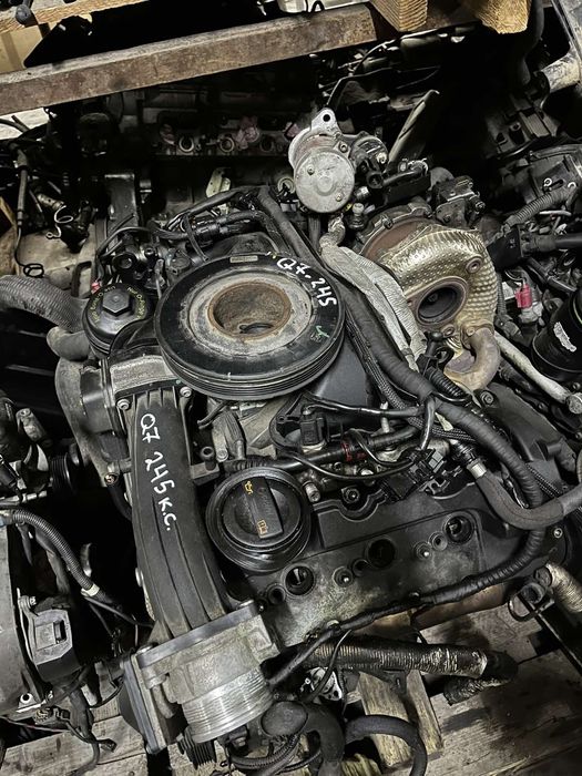 Двигател 3.0 TDI 245к.с от Audi Q7 Код CRC