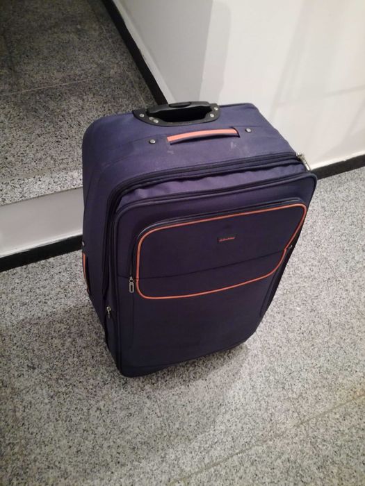 куфар 100литра, LAMBERTAZZI MARY 72CM; с дефект счупено 1 колелце