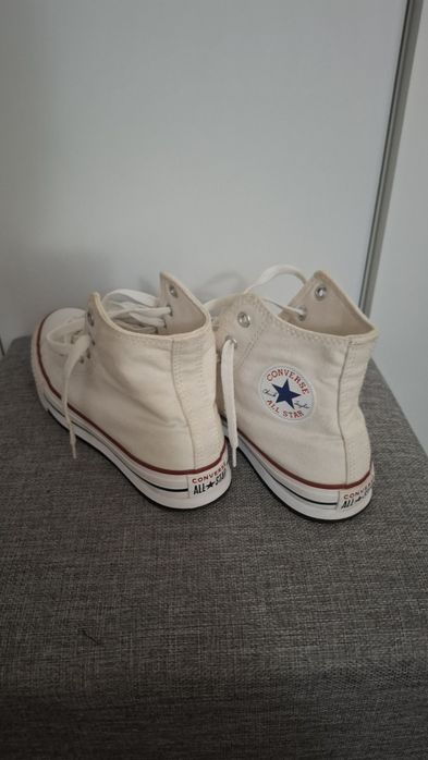 Tenesi Converse fete
