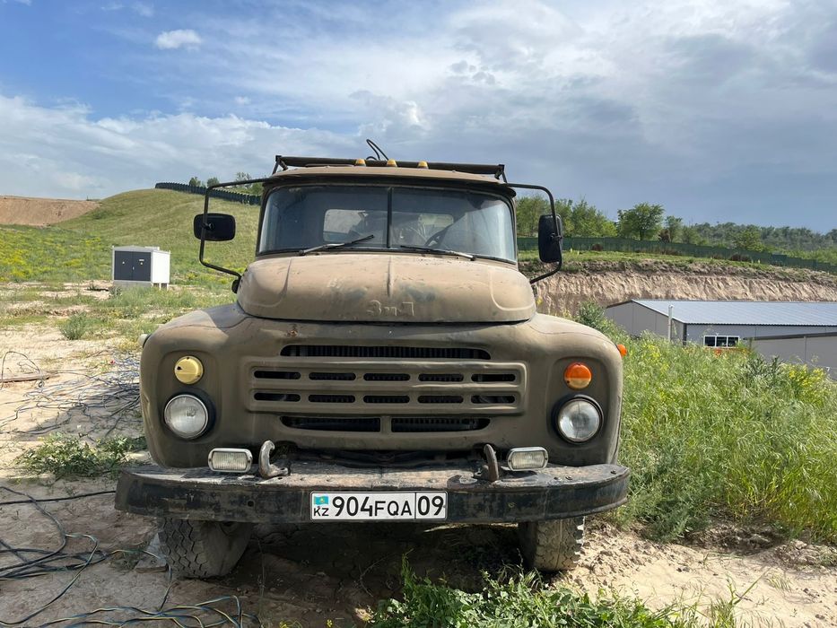Спецтехника. ЗИЛ 130 грейфер