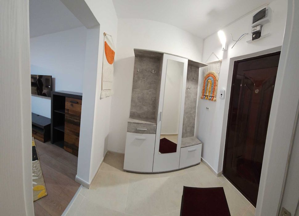 Garsoniera  Mazepa,  G uri etaj 1 , Precista