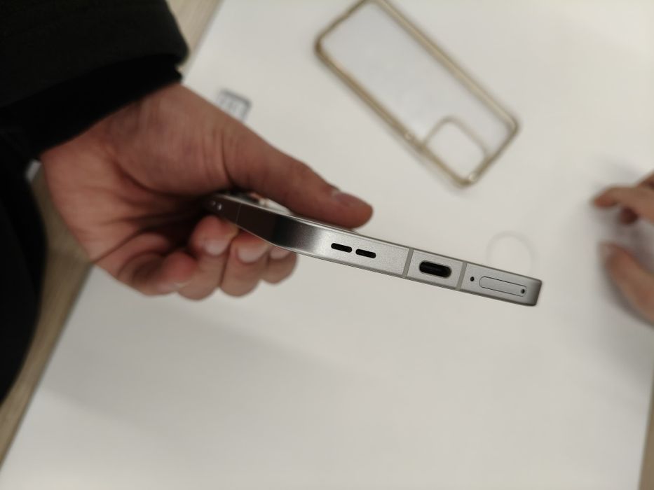 В продаже Reno 14 12/512