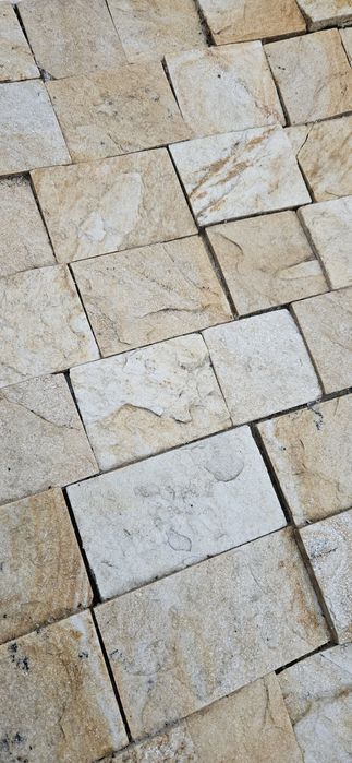 Piatră naturală dimensionată