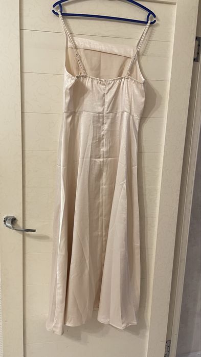 Пролам нарялное платье