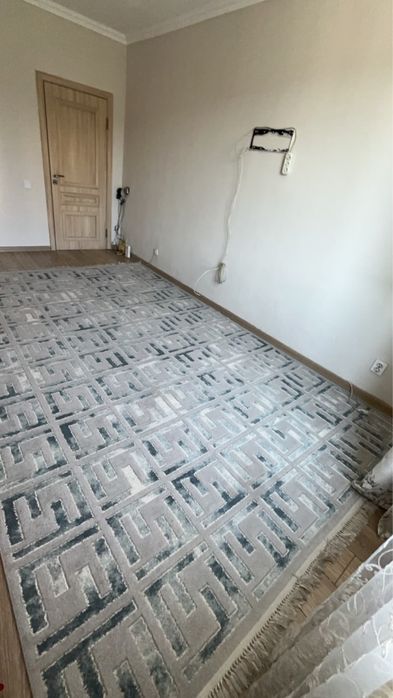 Ковер 3*5 в хорошем состоянии
